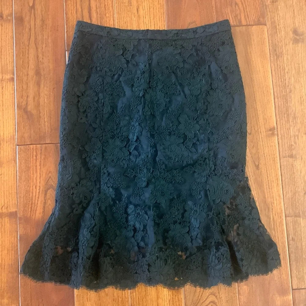 Monique Lhuiller Skirt Size 6 Black A-Line Floral Lace Cotton Blend Lined Midi